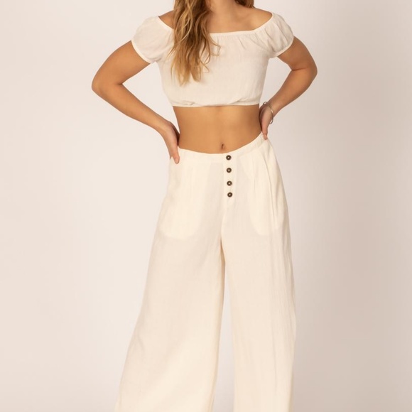 Elegant Cream Crop Top - Picture 1 of 6